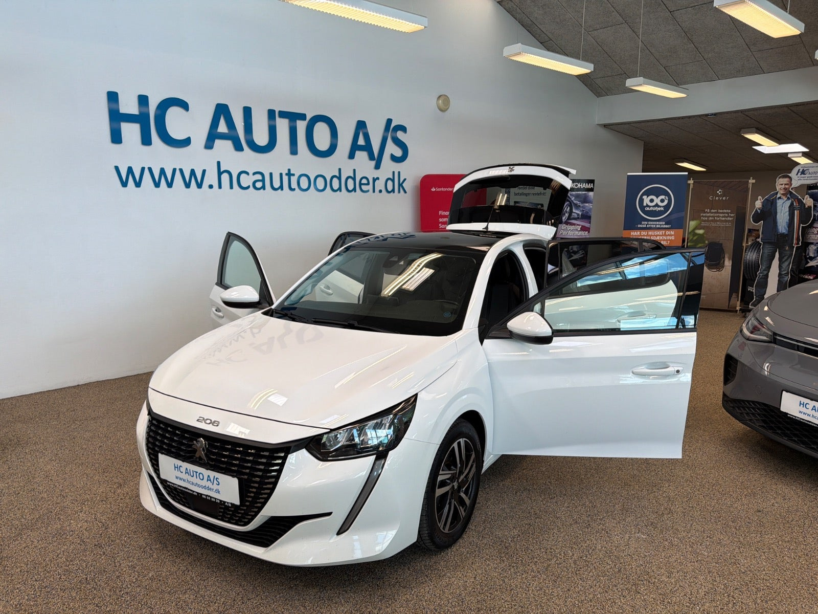 Hvid Peugeot 208 fra 2020