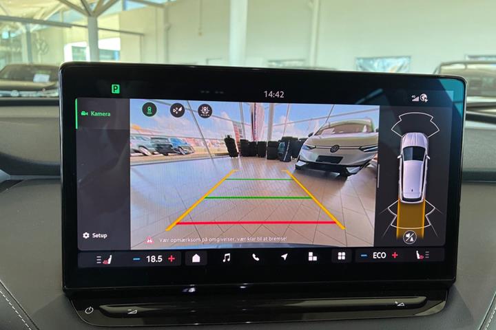 Grå Skoda Enyaq fra 2025