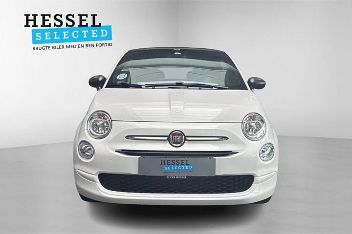 Beige Fiat 500C fra 2022