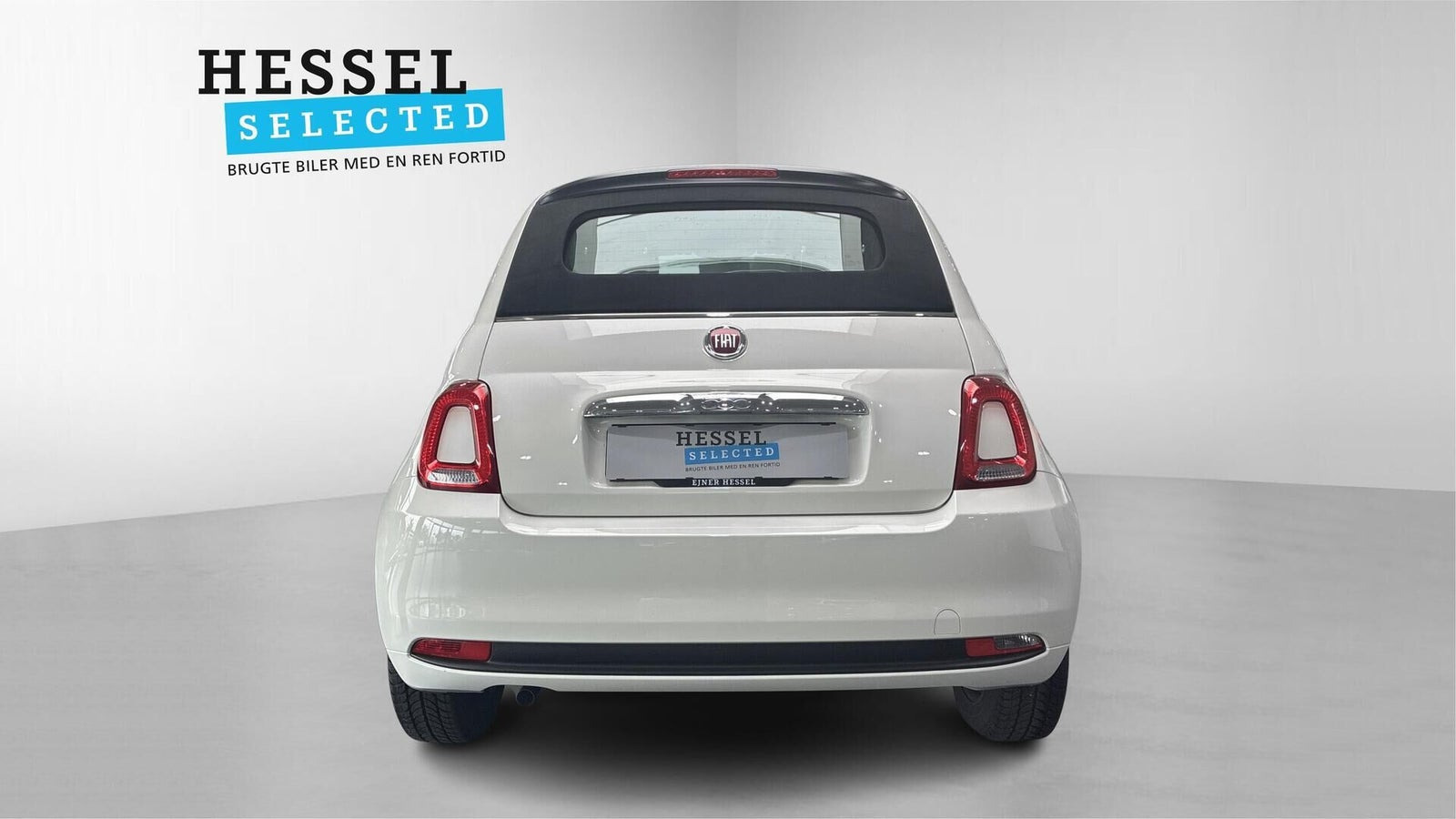 Beige Fiat 500C fra 2022