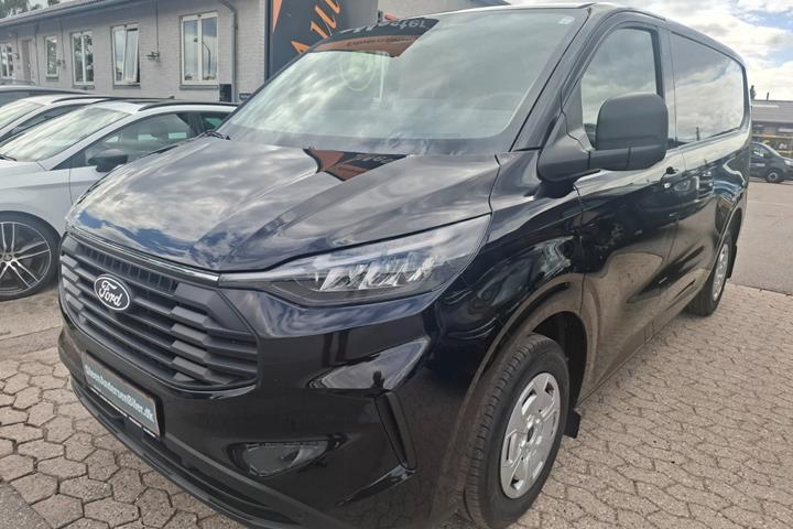 Sort Ford Transit Custom 320 L1 fra 2025