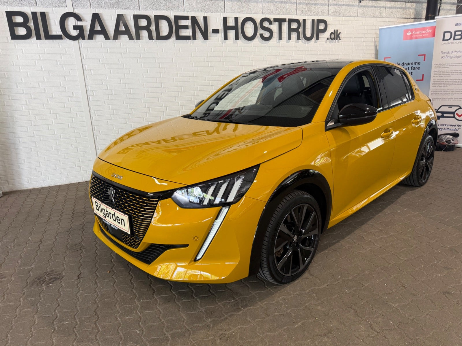 Peugeot e-208 50 GT