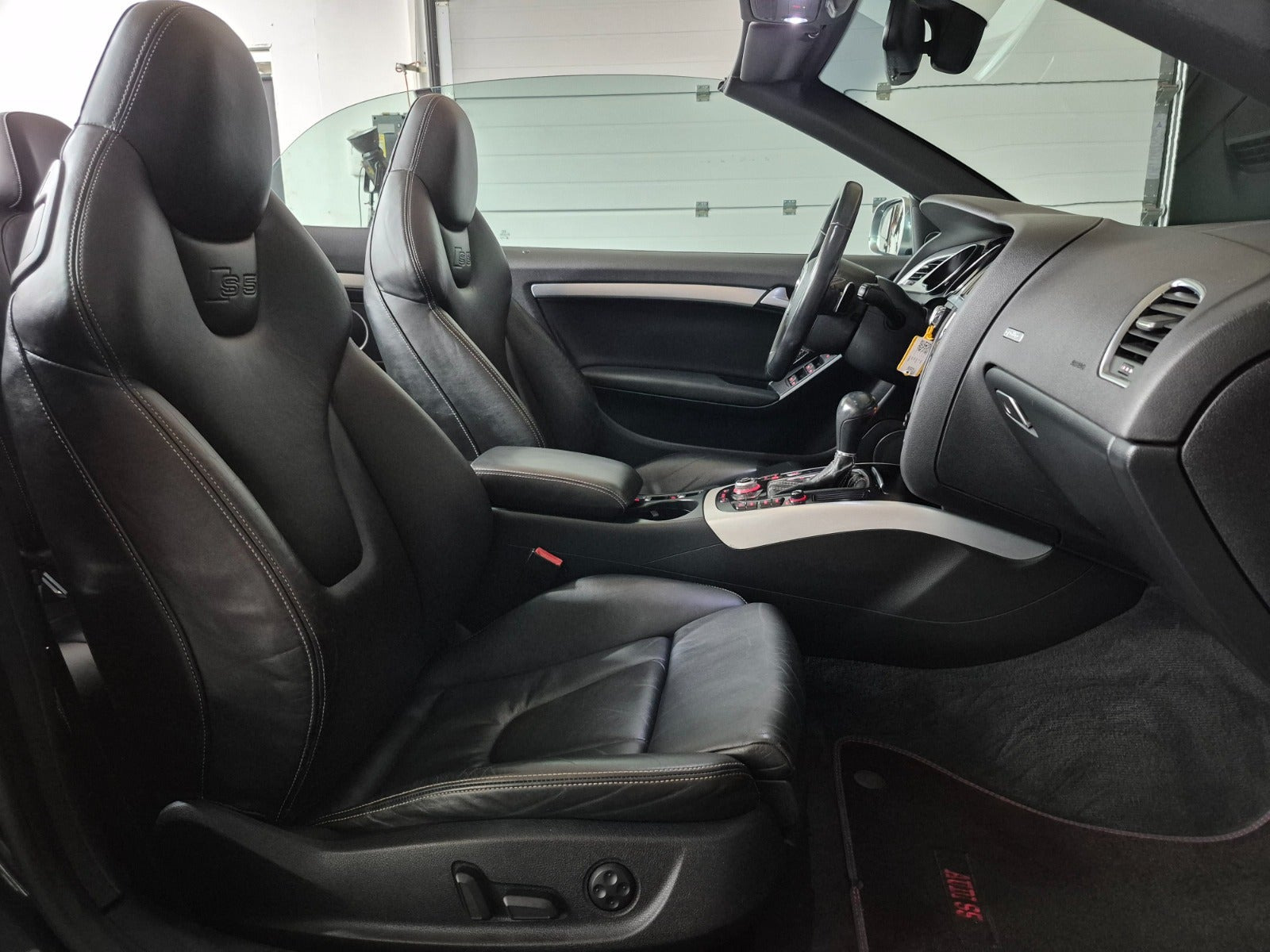 undefined Audi S5 fra 2009