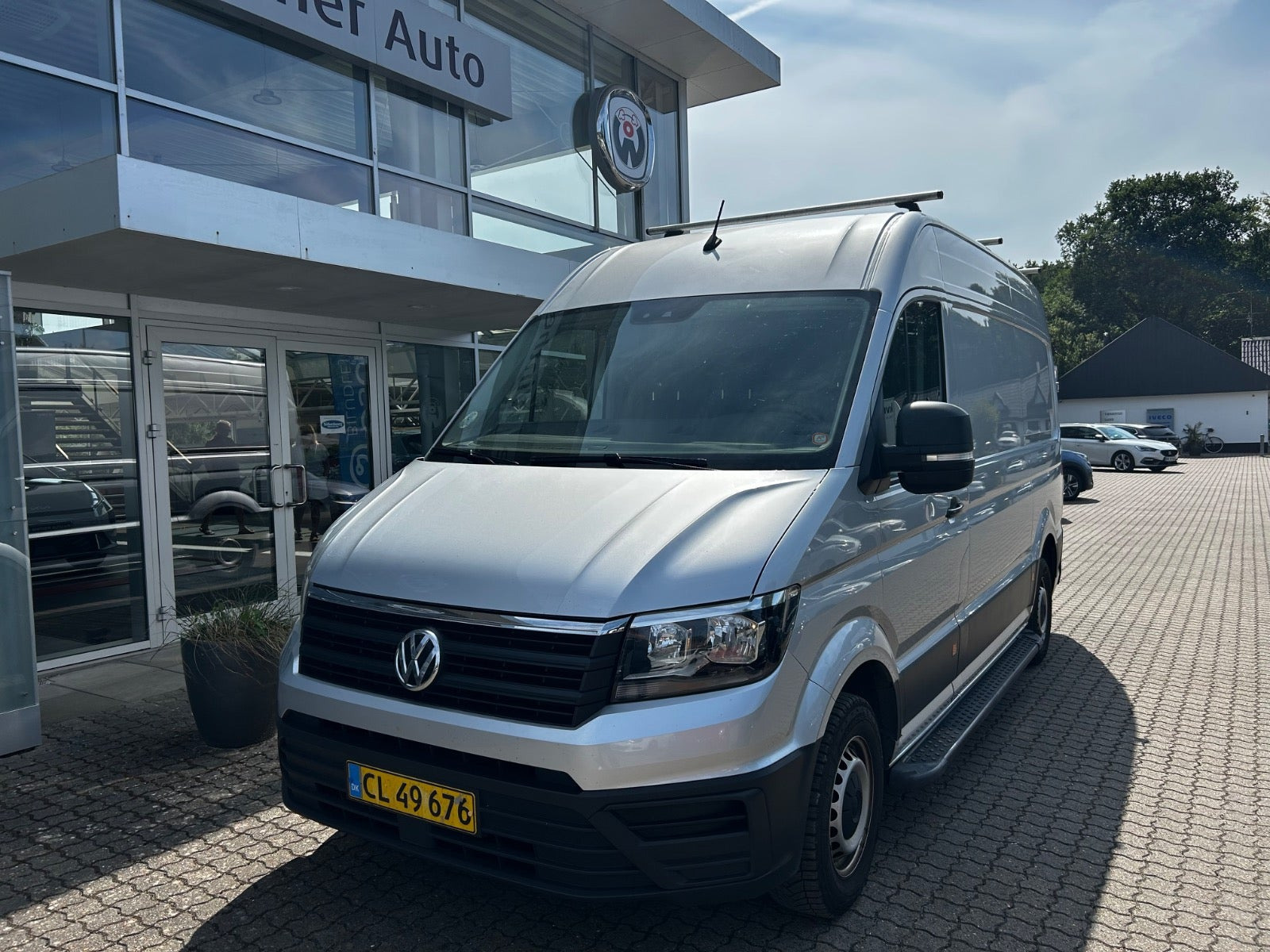 VW Crafter 30 2,0 TDi 177 Kassevogn L3H2 aut.