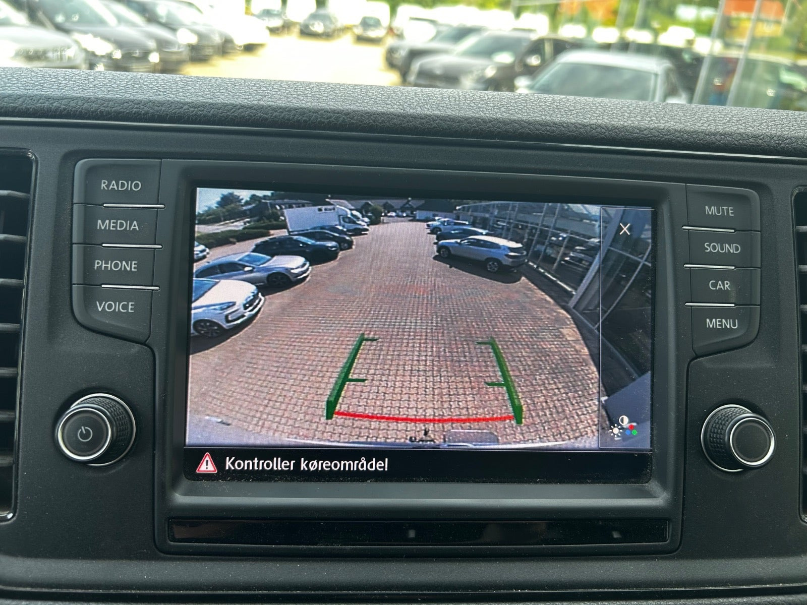 Sølv VW Crafter 30 fra 2019