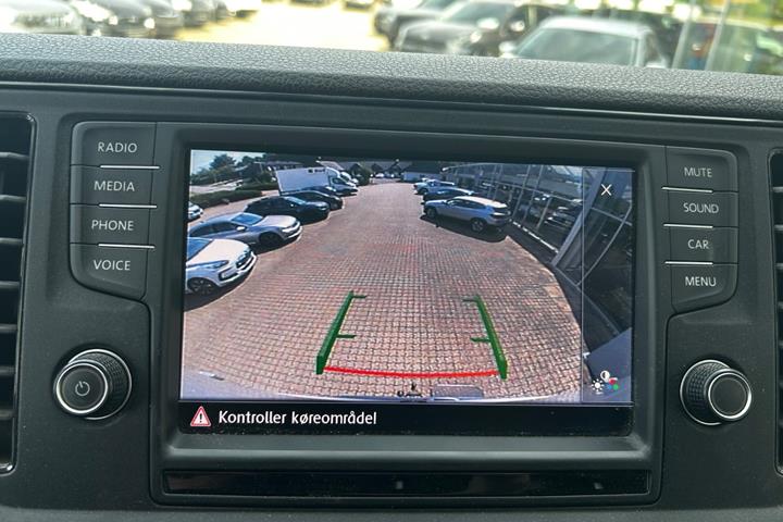 Sølv VW Crafter 30 fra 2019