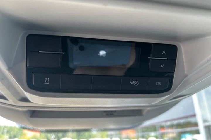 Sølv VW Crafter 30 fra 2019