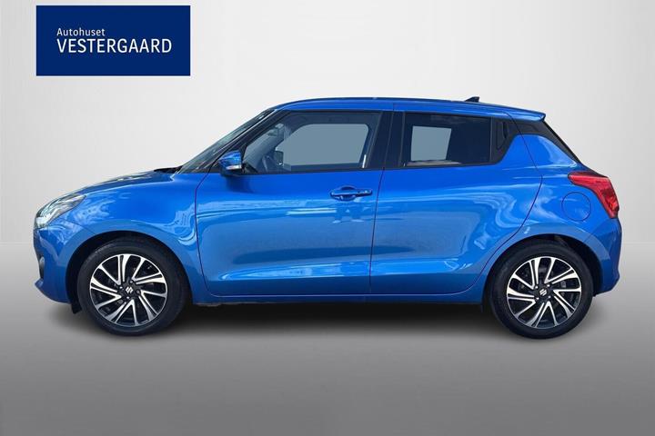 Blå Suzuki Swift fra 2024