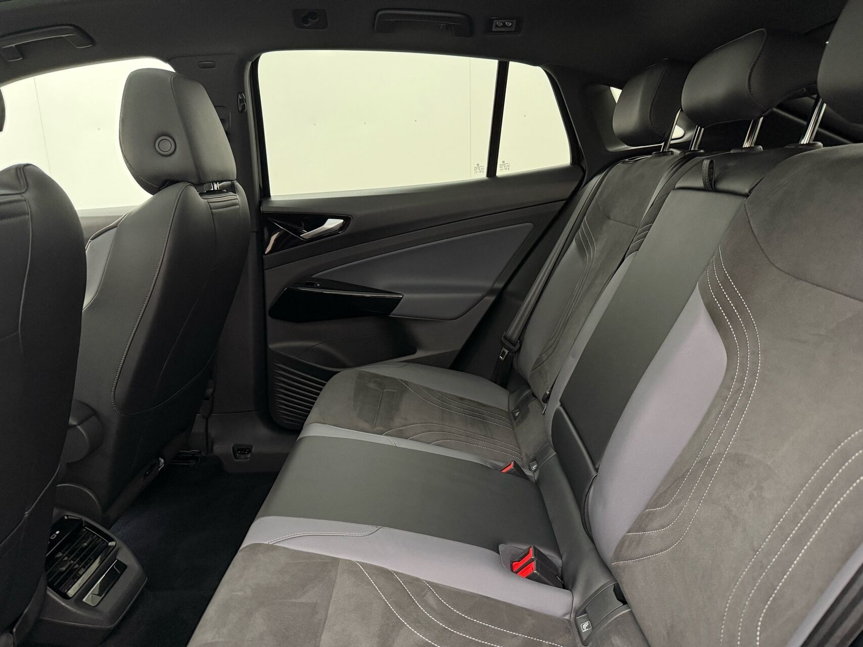 Sort VW ID.5 fra 2023