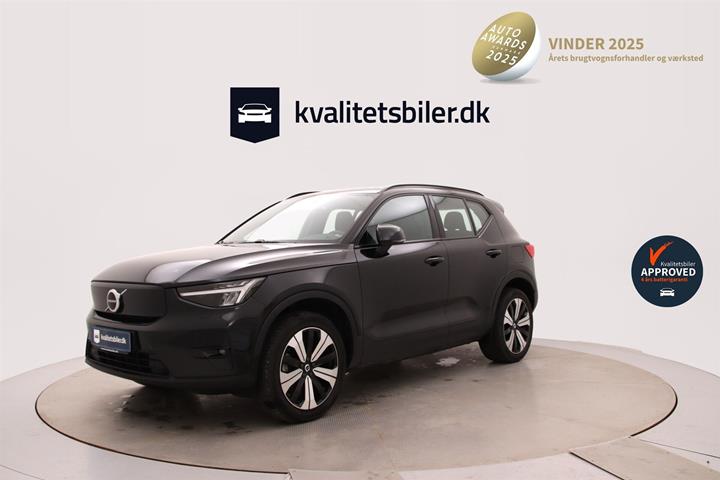 Sort Volvo XC40 fra 2023