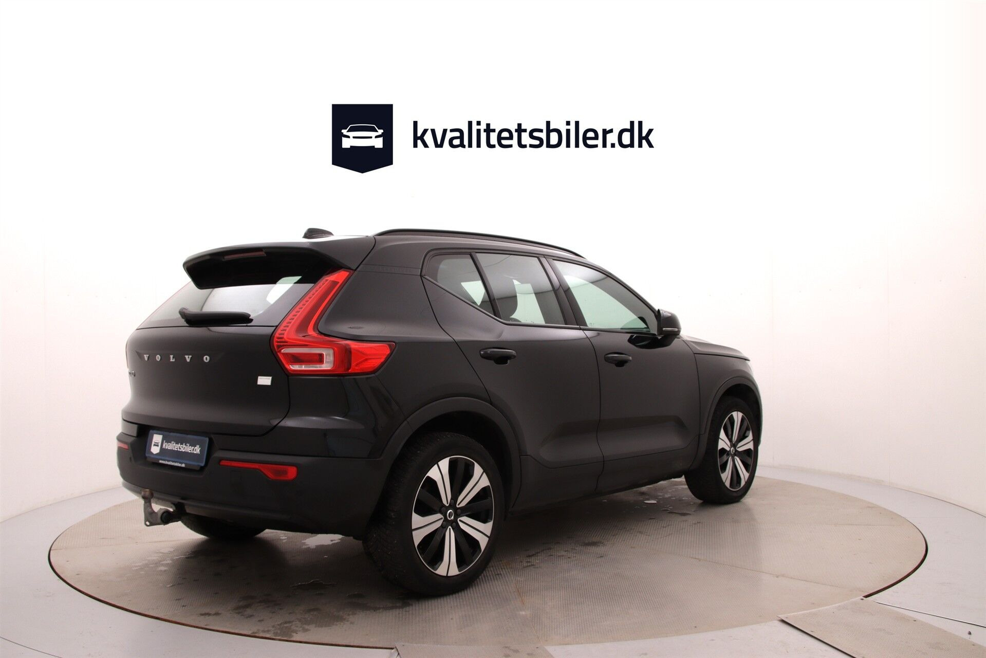 Sort Volvo XC40 fra 2023