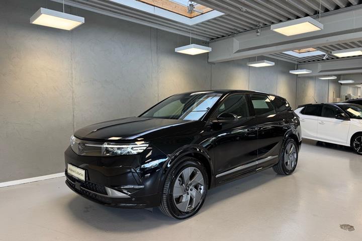 Sort Opel Grandland fra 2024