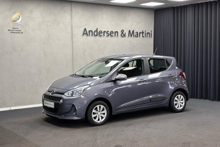 Grå Hyundai i10 fra 2018