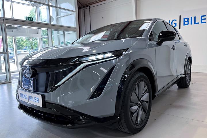 Grå Nissan Ariya fra 2024
