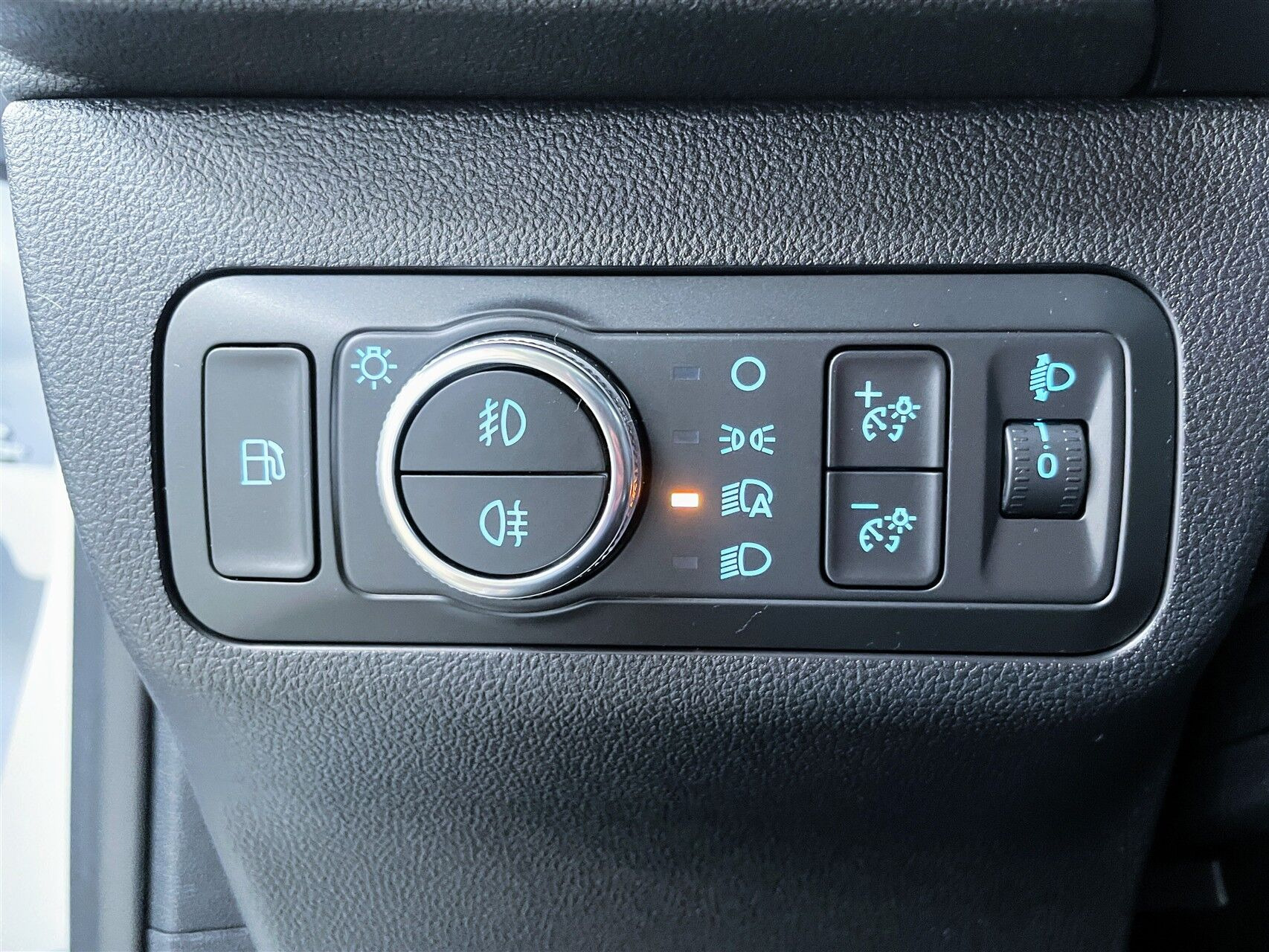 Hvid Ford Kuga fra 2021