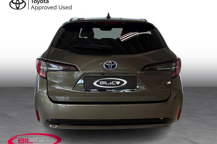 Bronze Toyota Corolla fra 2021