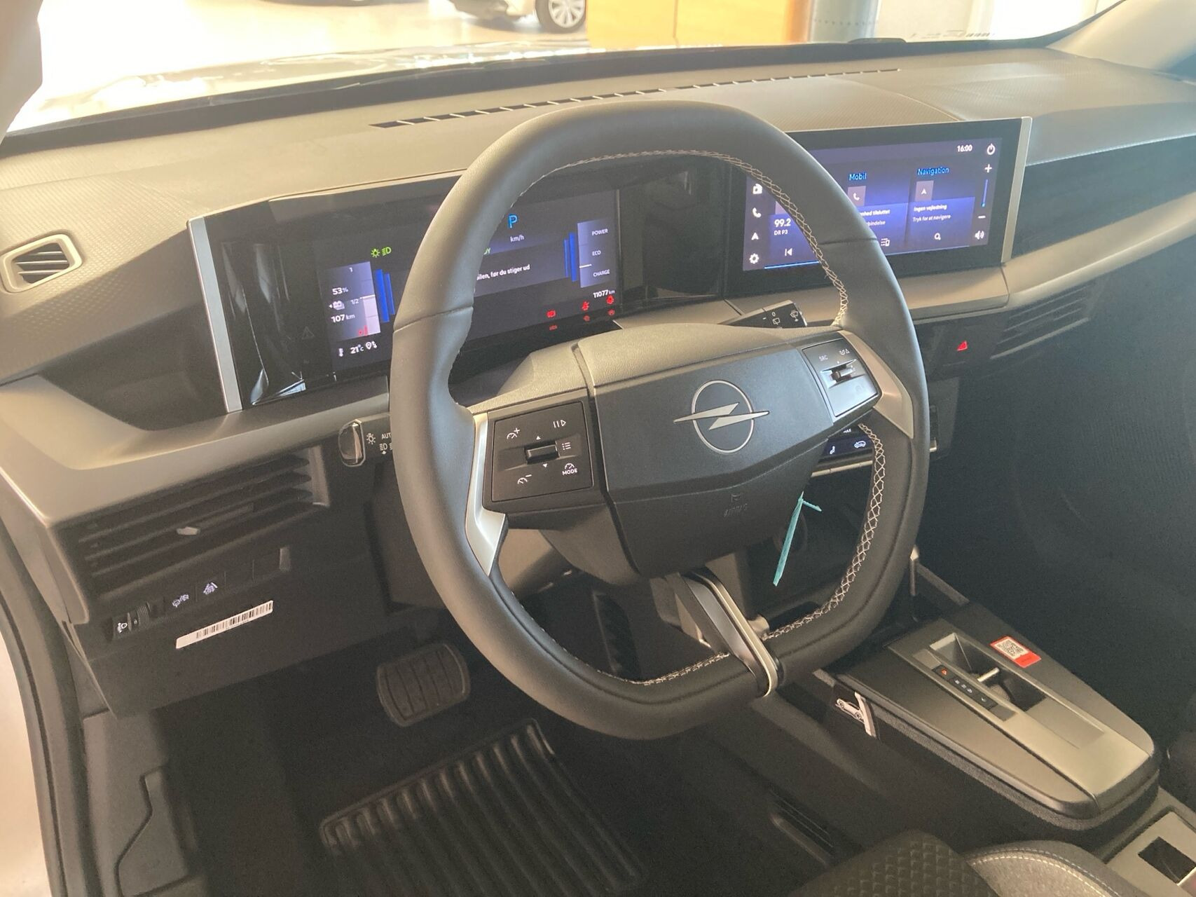 Sølv Opel Frontera fra 2025