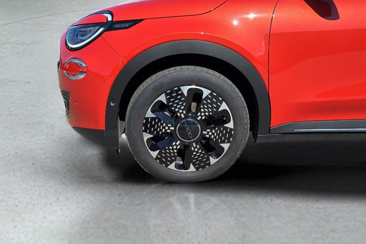 Orange Fiat 600e fra 2024