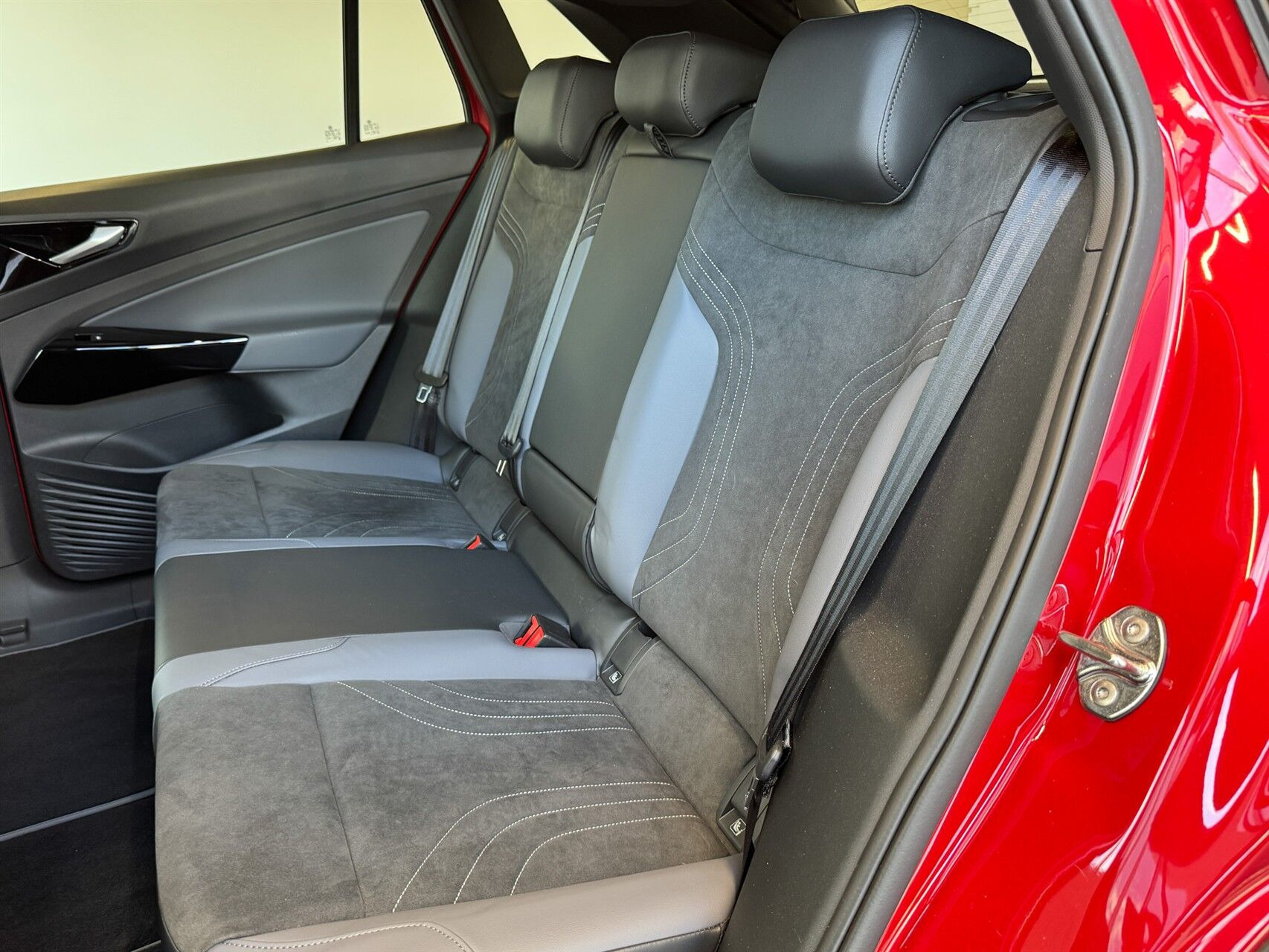 Rød VW ID.4 fra 2025