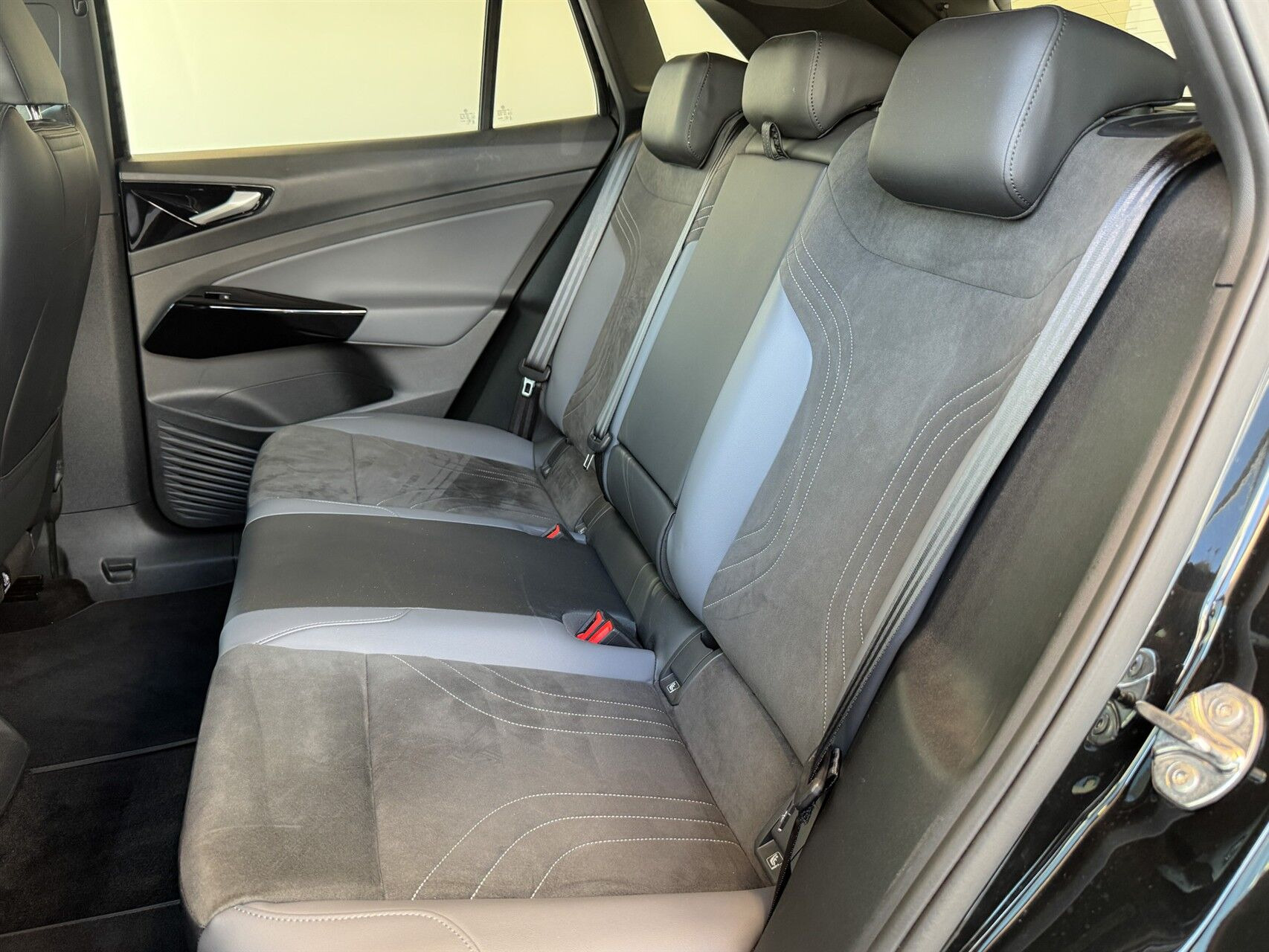Sort VW ID.4 fra 2025