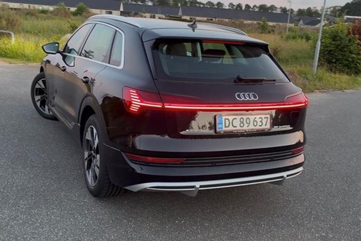 undefined Audi e-tron fra 2021