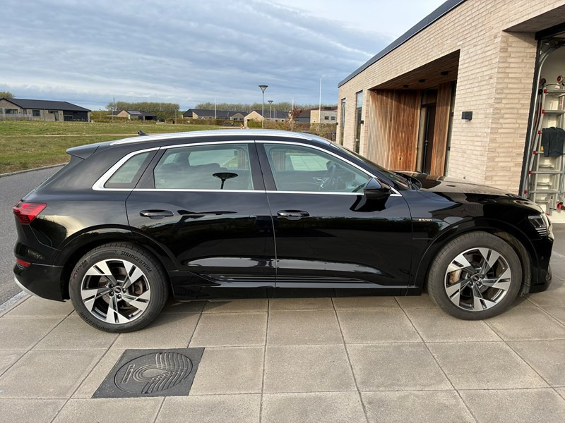 undefined Audi e-tron fra 2021