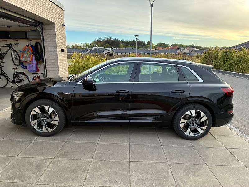undefined Audi e-tron fra 2021