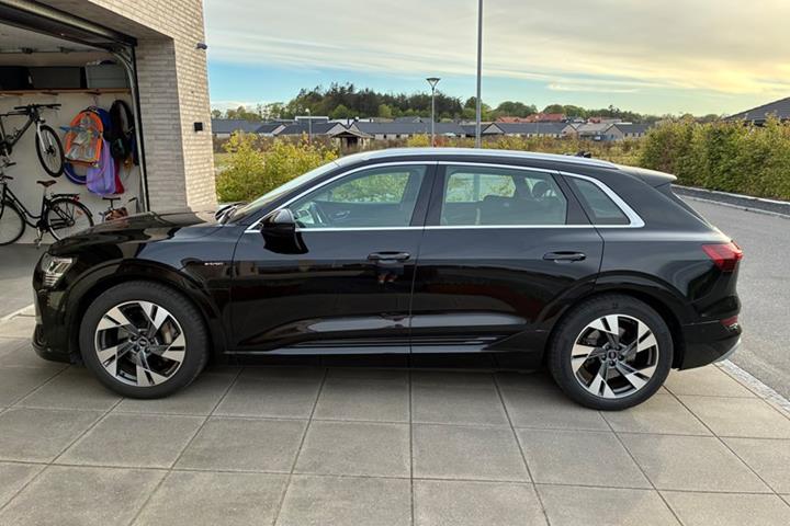 undefined Audi e-tron fra 2021