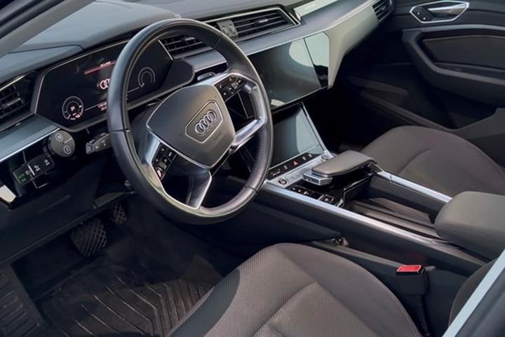undefined Audi e-tron fra 2021