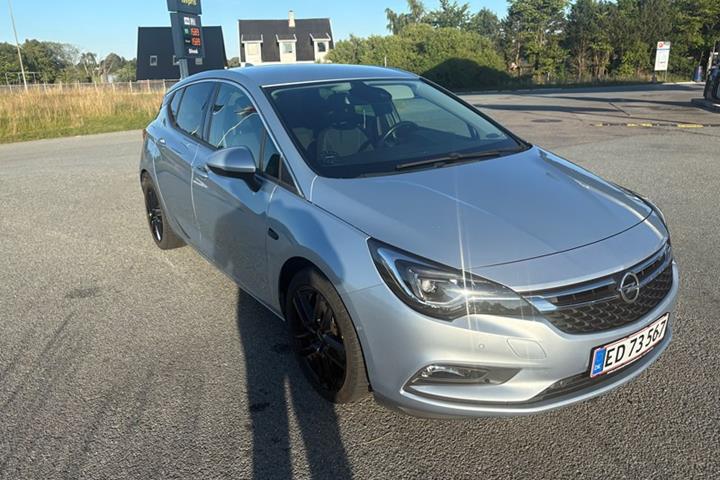 undefined Opel Astra fra 2018