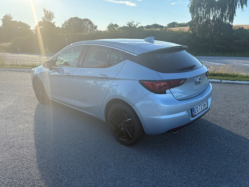 undefined Opel Astra fra 2018