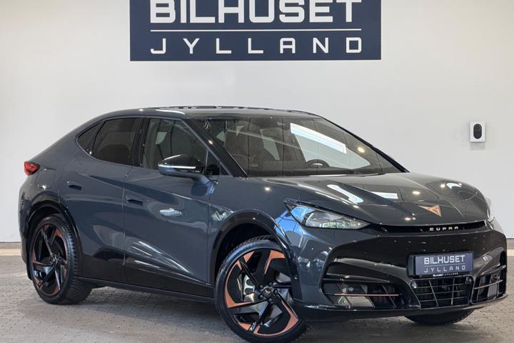 Grå Cupra Tavascan fra 2025