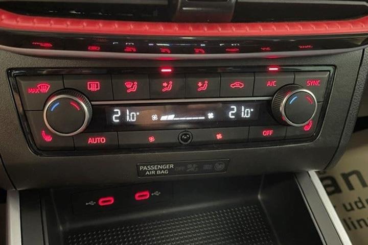 Sort Seat Arona fra 2023