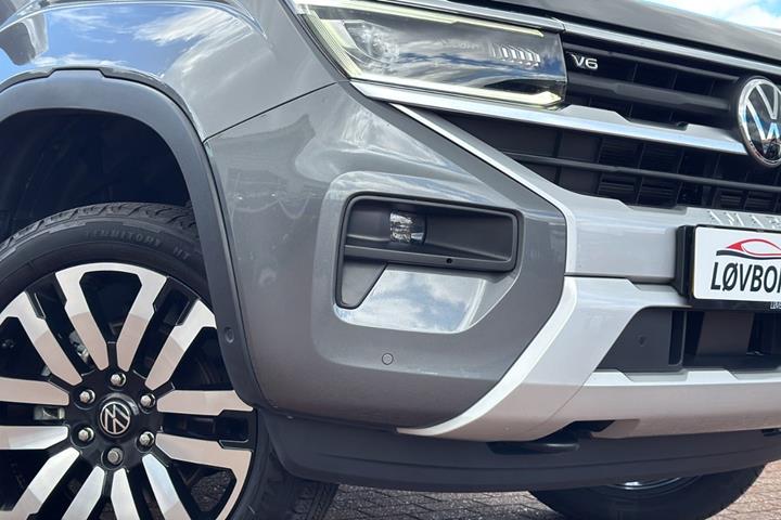 Grå VW Amarok fra 2025