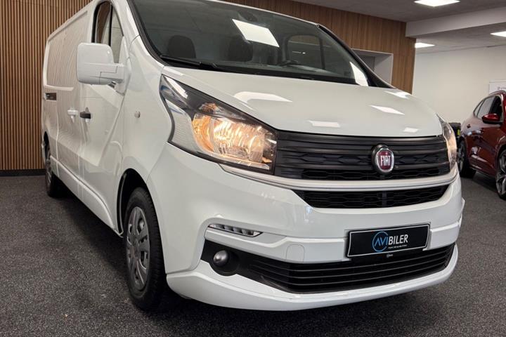 Hvid Fiat Talento fra 2021