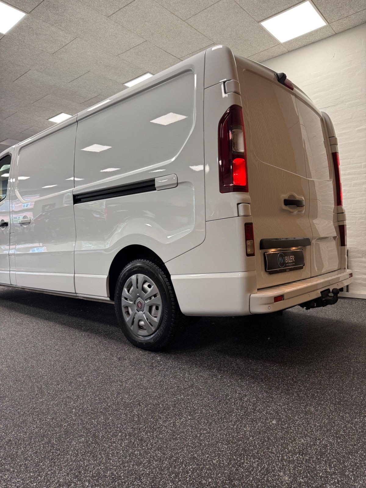 Hvid Fiat Talento fra 2021
