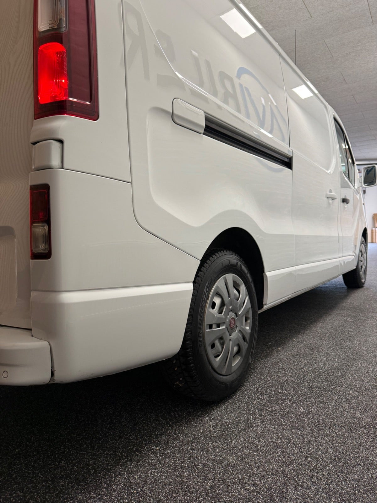 Hvid Fiat Talento fra 2021