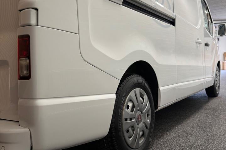 Hvid Fiat Talento fra 2021