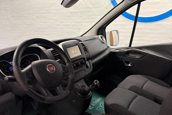 Hvid Fiat Talento fra 2021