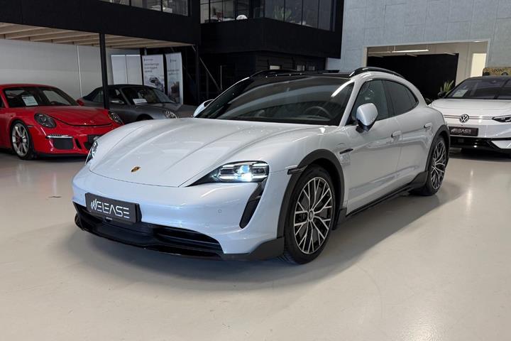 Grå Porsche Taycan fra 2022