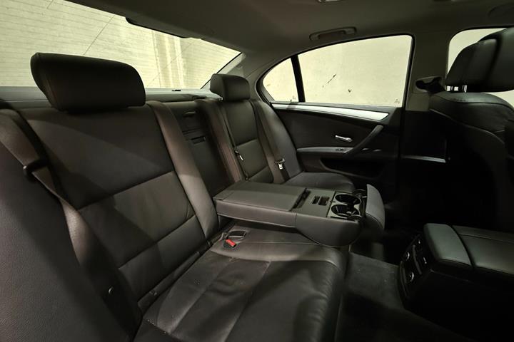 undefined BMW 523i fra 2009
