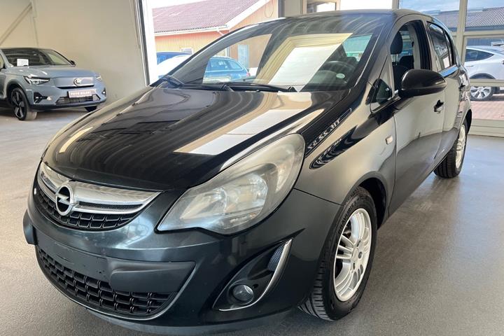 Sort Opel Corsa fra 2013