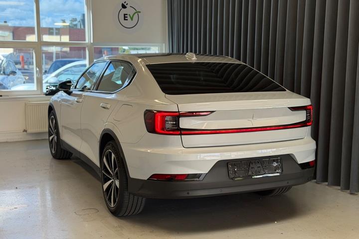 Hvid Polestar 2 fra 2022