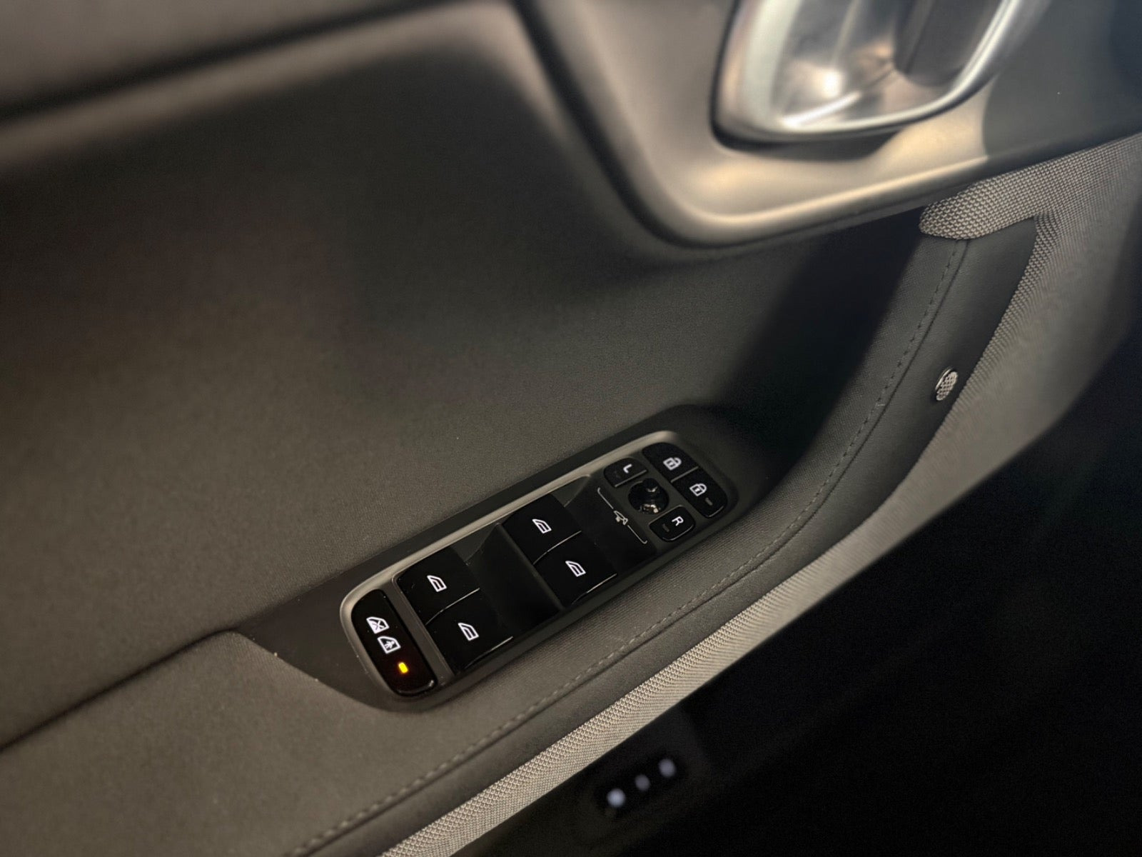 Hvid Polestar 2 fra 2022
