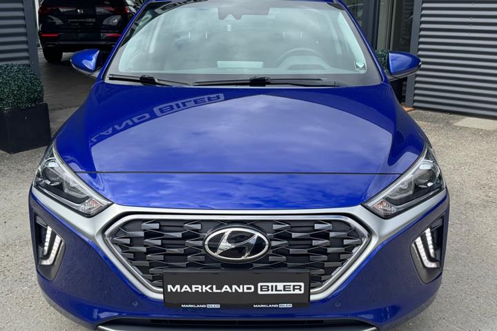 Blå Hyundai Ioniq fra 2020