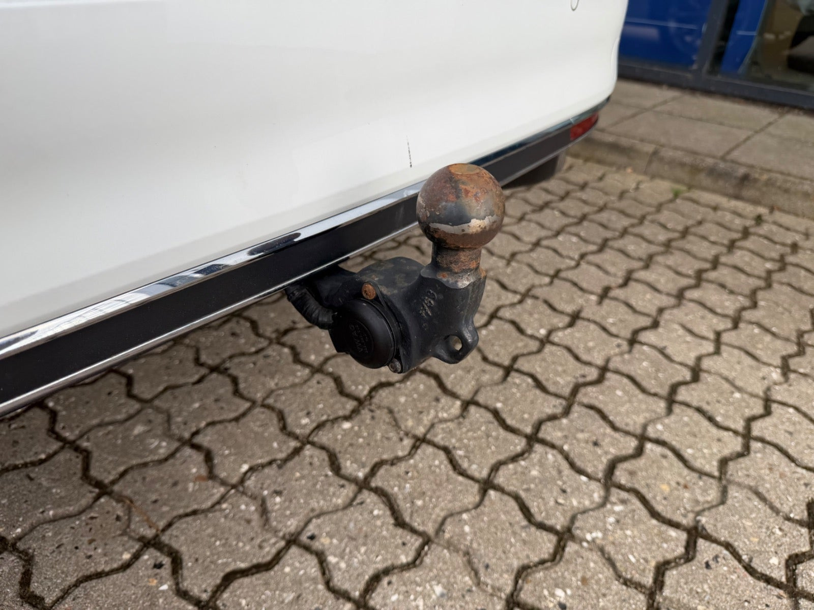 Hvid VW Passat fra 2020