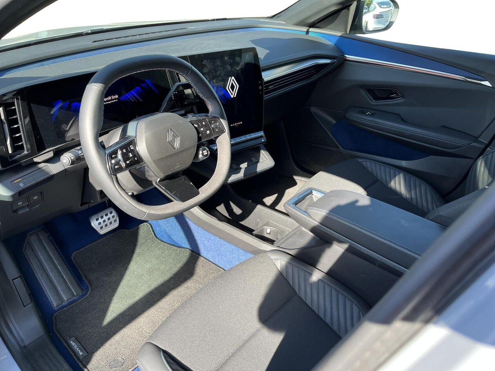Grå Renault Megane E-Tech fra 2026