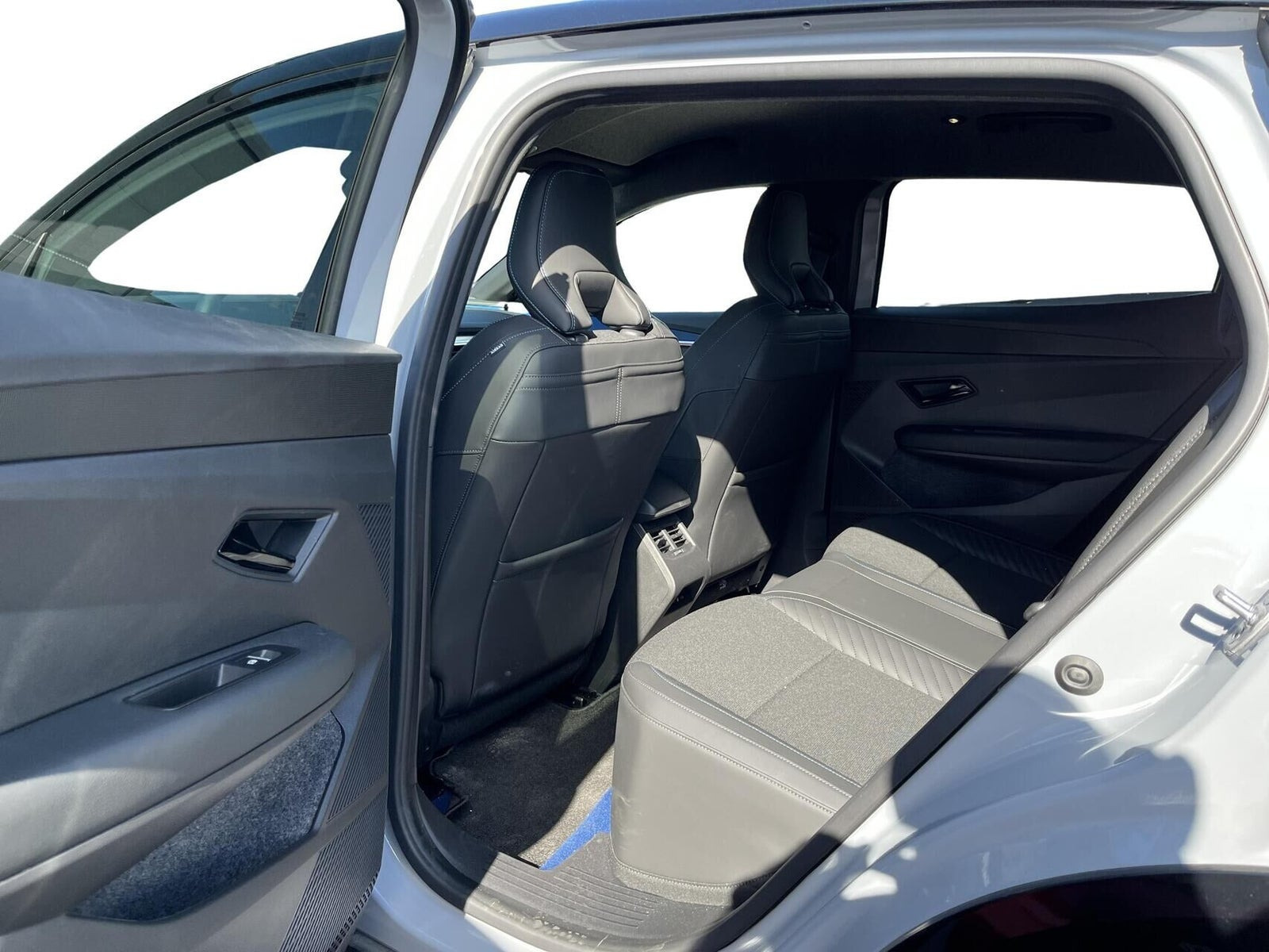 Grå Renault Megane E-Tech fra 2026