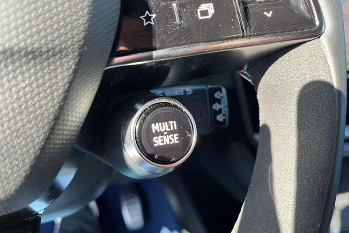 Grå Renault Megane E-Tech fra 2026