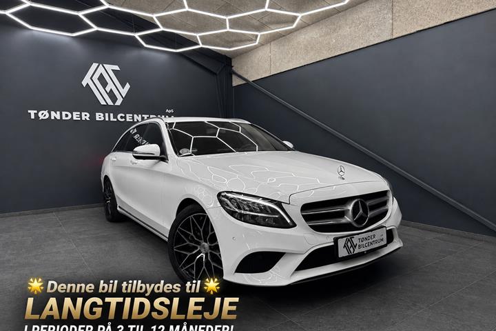 Hvid Mercedes C220 d fra 2020 set udefra